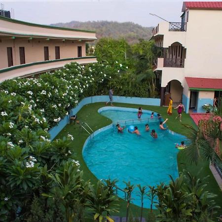 Corbett Ambience Resort Ramnagar  Bagian luar foto
